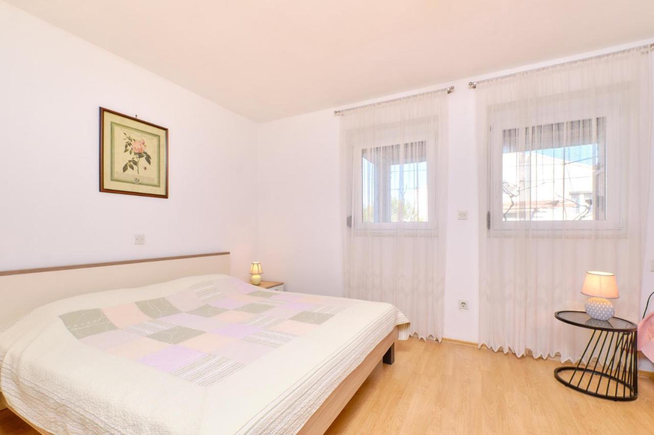Apartments Vanda Mali Lošinj Esterno foto