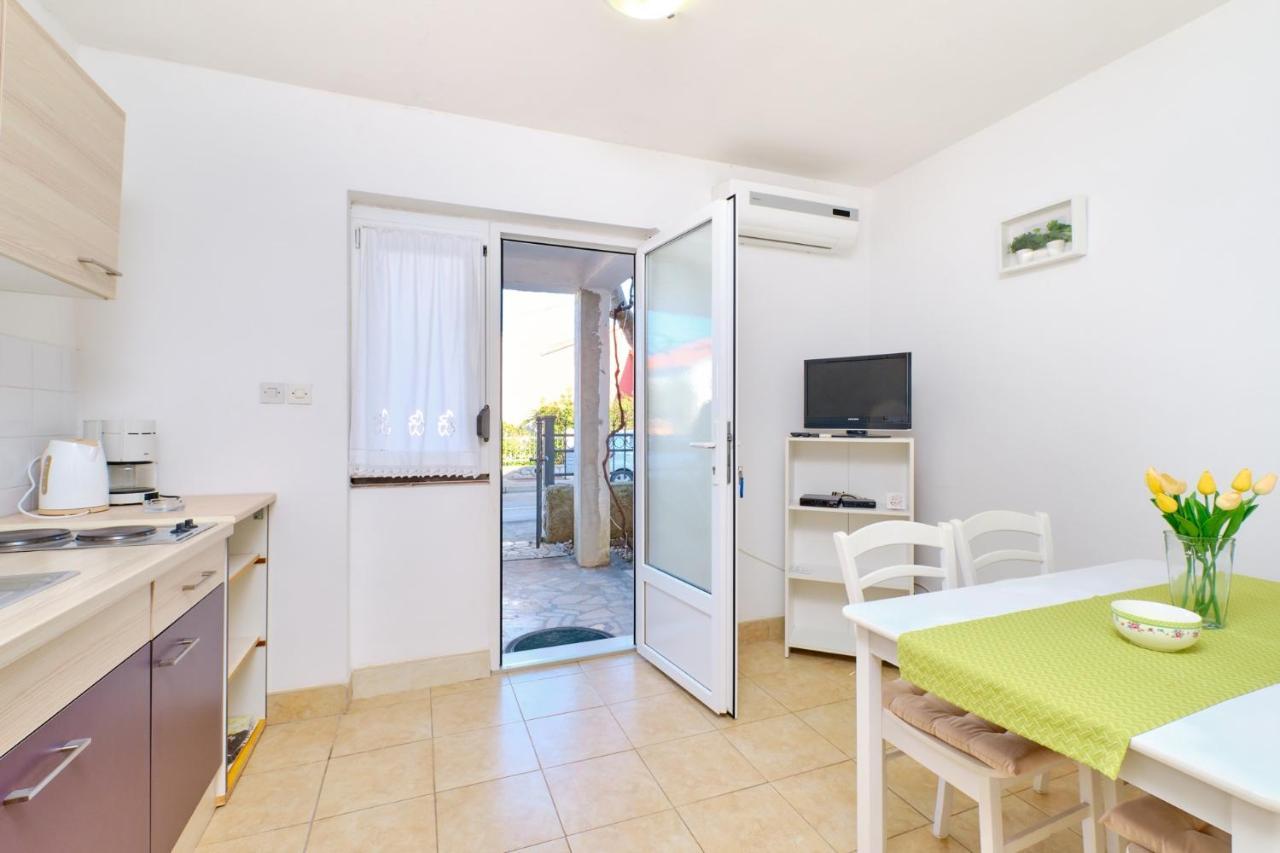 Apartments Vanda Mali Lošinj Esterno foto