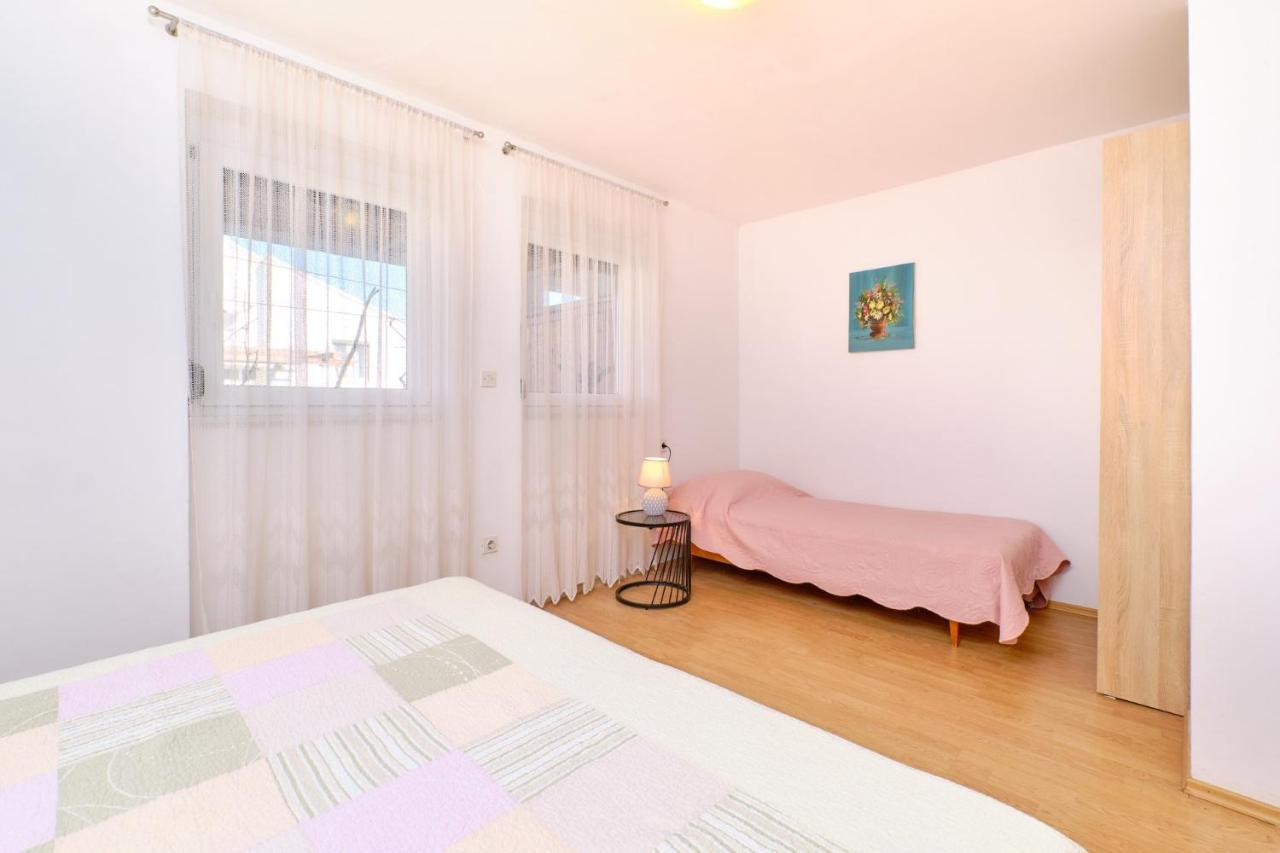 Apartments Vanda Mali Lošinj Esterno foto